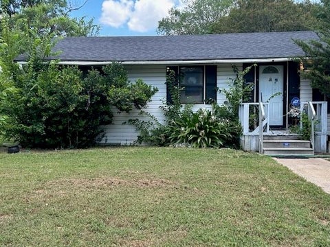 Photo of 612 Freeman, Caldwell, TX 77836 (MLS # 38281331)