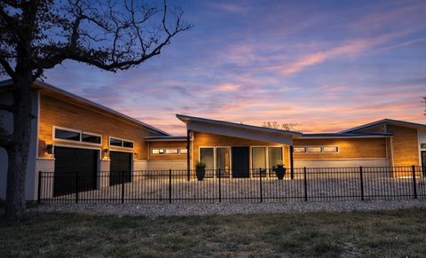 Vacant Land For Sale - 10080 Fm 682<br/> Yoakum, TX 77995