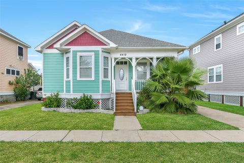 Homes For Rent - 4418 N Live Oak Circle<br/> Galveston, TX 77550