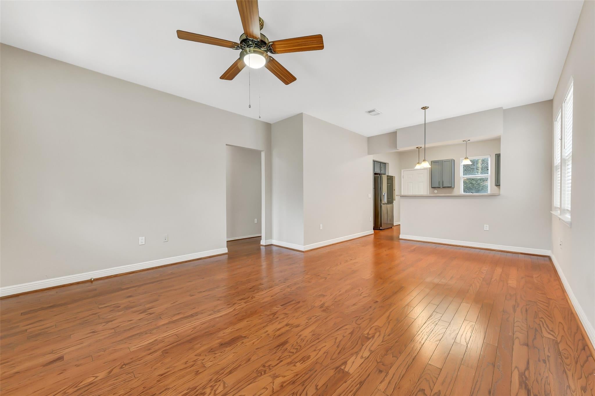 4418 N Live Oak Circle
