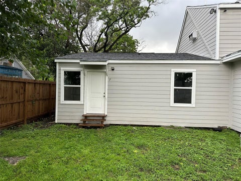 Apartment For Rent - 1405 Miles Street<br/> Houston, TX 77015