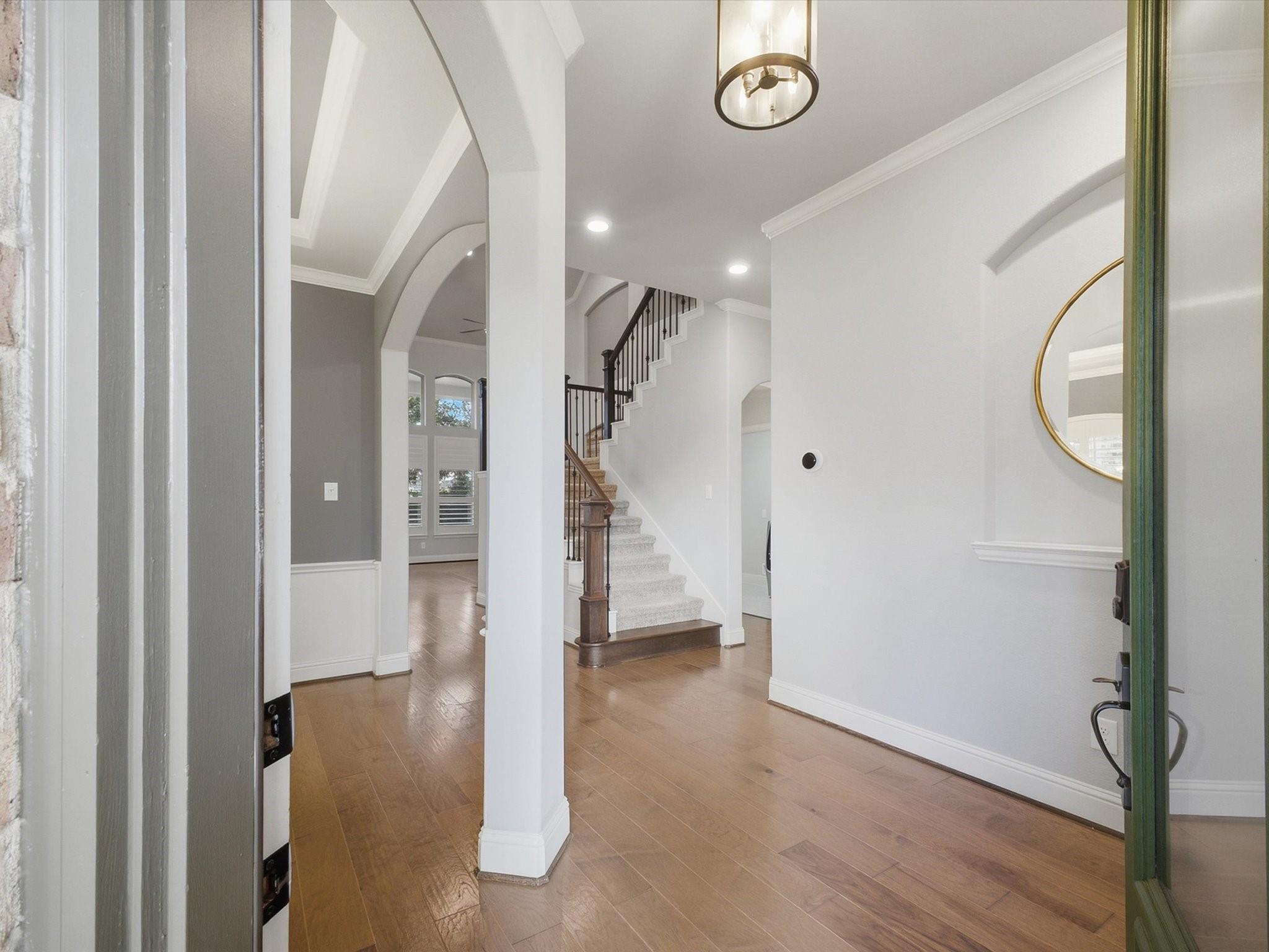 1628 Longwood Glen Lane