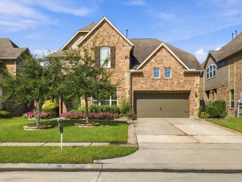 Photo of 1628 Longwood Glen Lane, Friendswood, TX 77546 (MLS # 48395961)