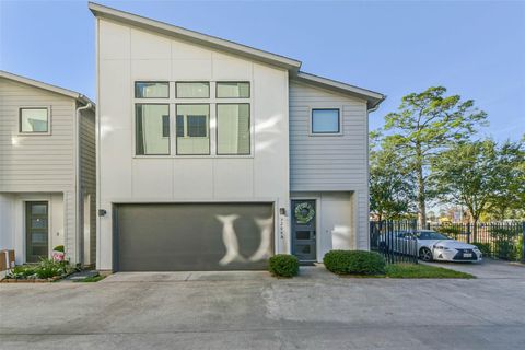Photo of 3206 N Macgregor Way #A, Houston, TX 77004 (MLS # 48567273)
