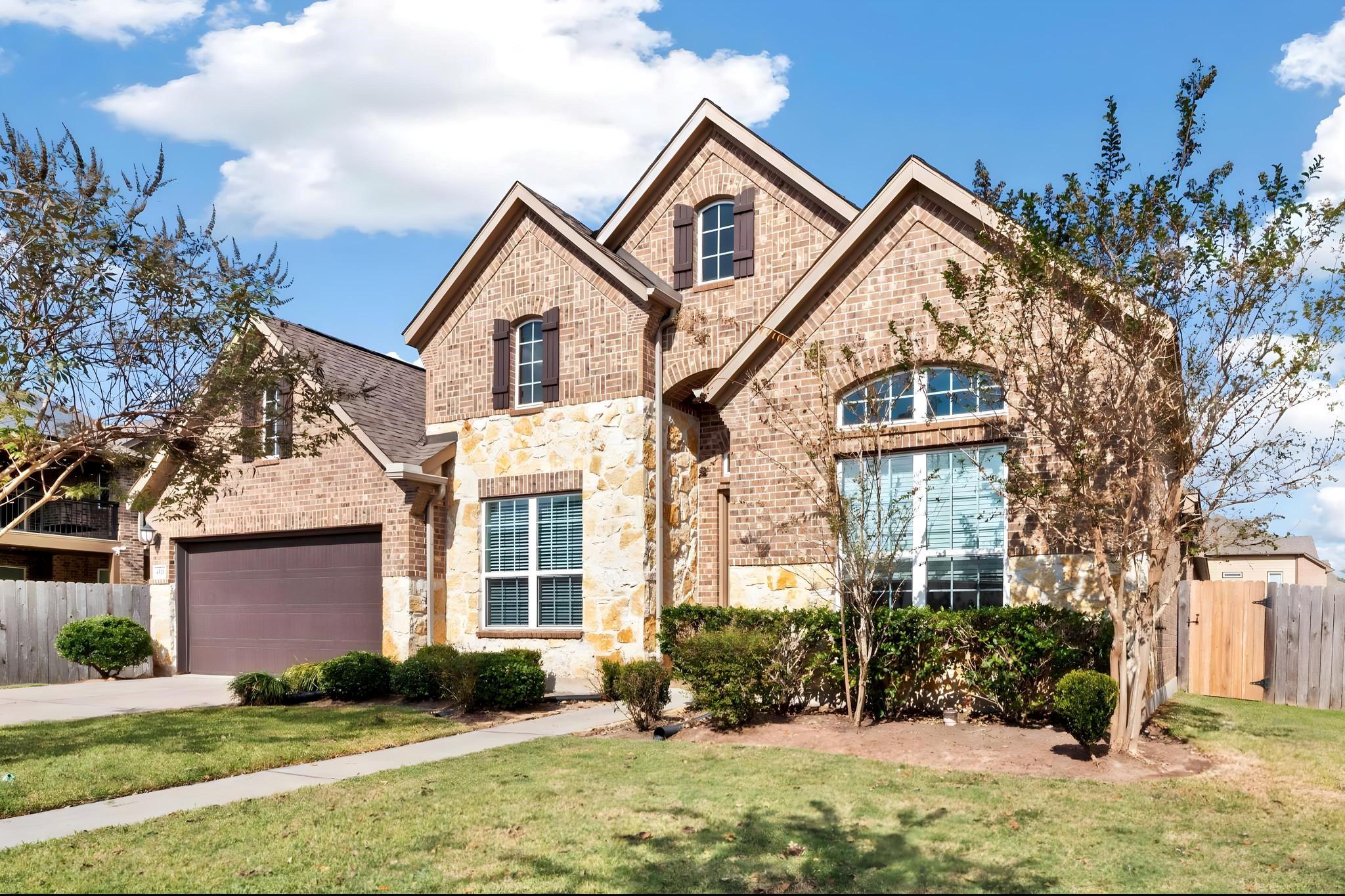 4526 Highland Field Lane