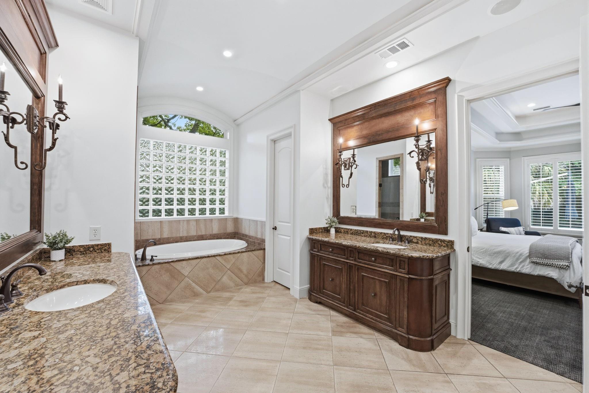The Woodlands, Texas, 77382, United States, 5 Bedrooms Bedrooms, ,6 BathroomsBathrooms,Residential,Active,2036660
