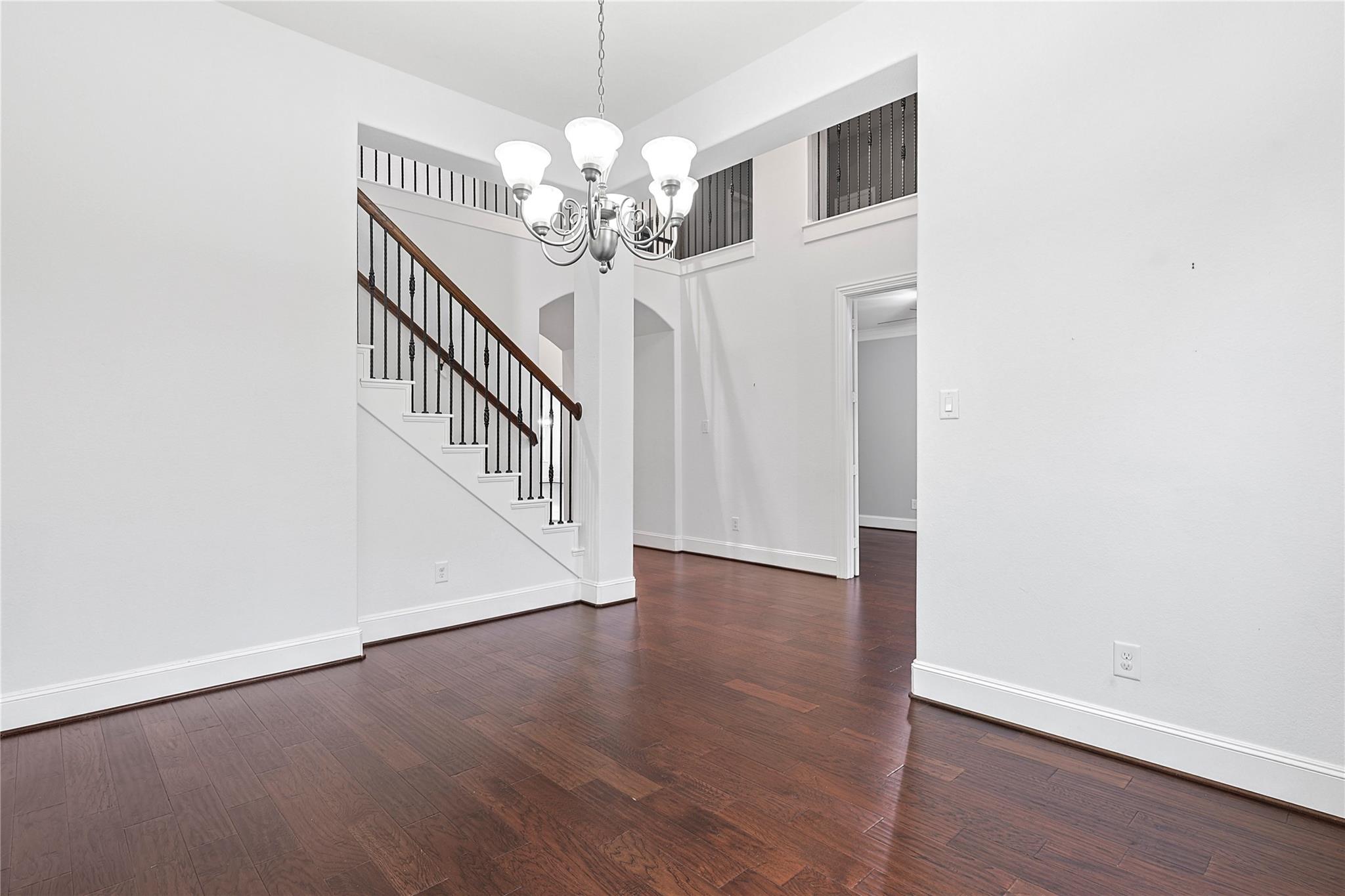 5919 Solara Ledge Lane