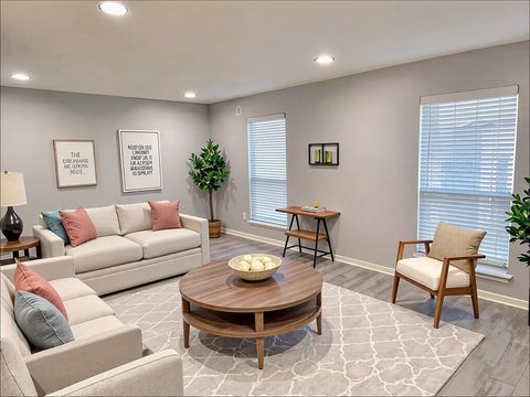 Photo of 14333 Memorial Drive #16, Houston, TX 77079 (MLS # 17262784) Photo of 14333 Memorial Drive #16, Houston, TX 77079 (MLS # 17262784)