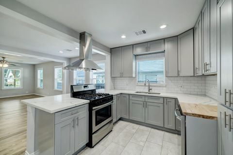 Photo of 17 Estelle Street, Houston, TX 77003 (MLS # 79724654) Photo of 17 Estelle Street, Houston, TX 77003 (MLS # 79724654)