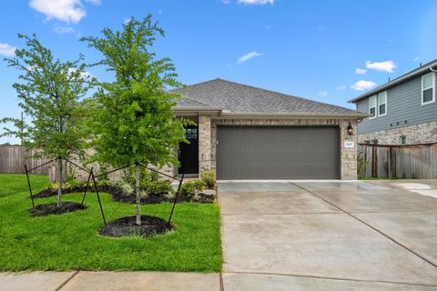 Photo of 12007 Rushing Ridge Drive, Baytown, TX 77523 (MLS # 35796112)