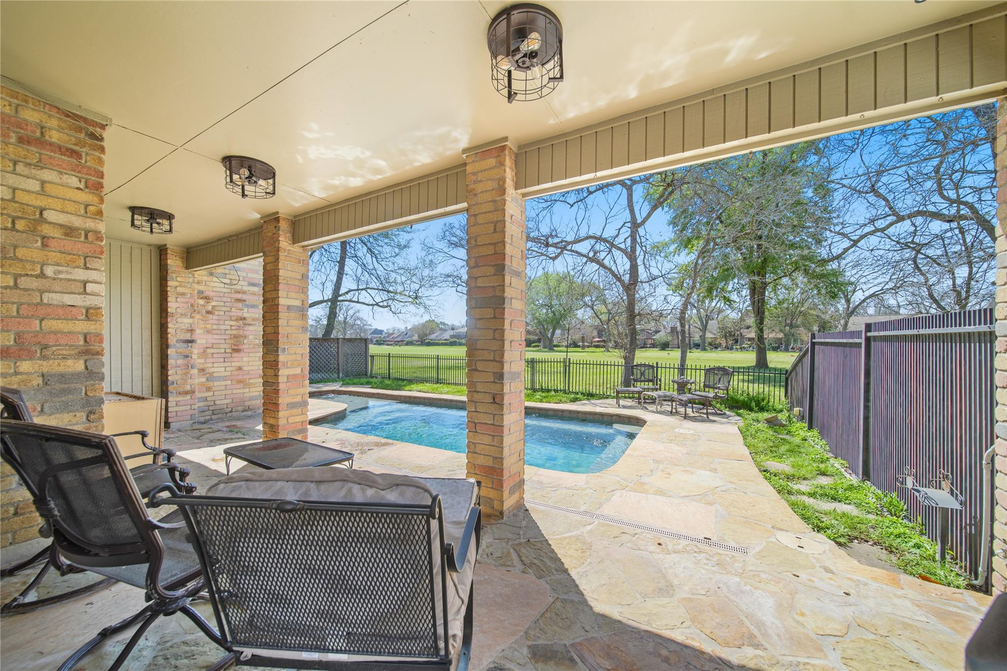 1915 Rock Fence Drive