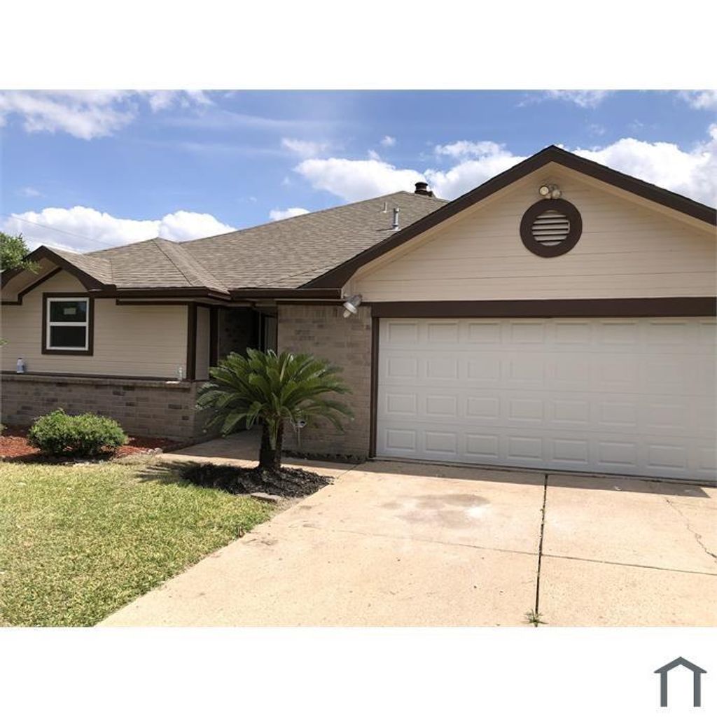 Photo of 14103 Royal Hill Drive, Houston, TX 77083 (MLS # 56298921)