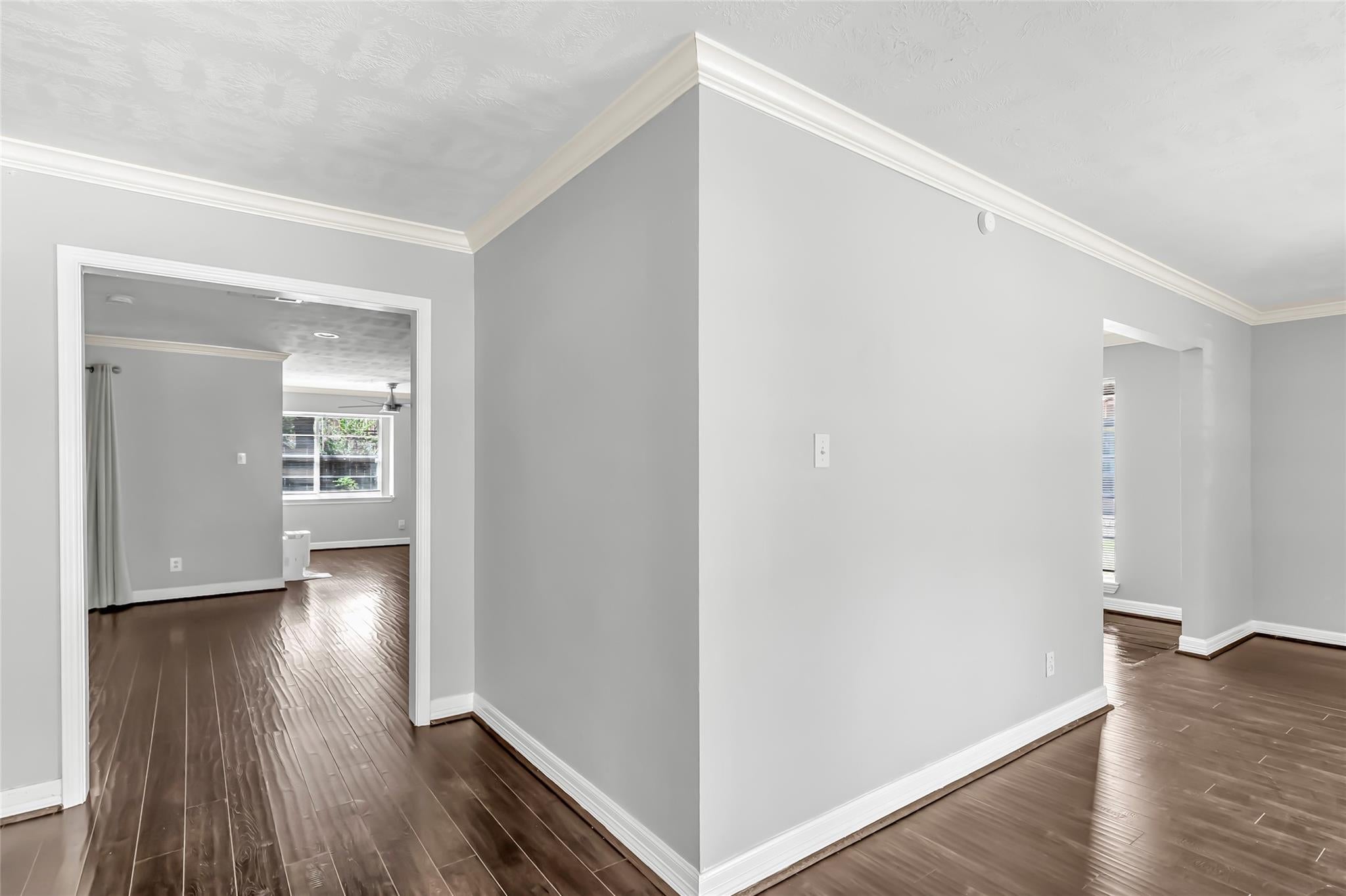 211 W North Hill Drive