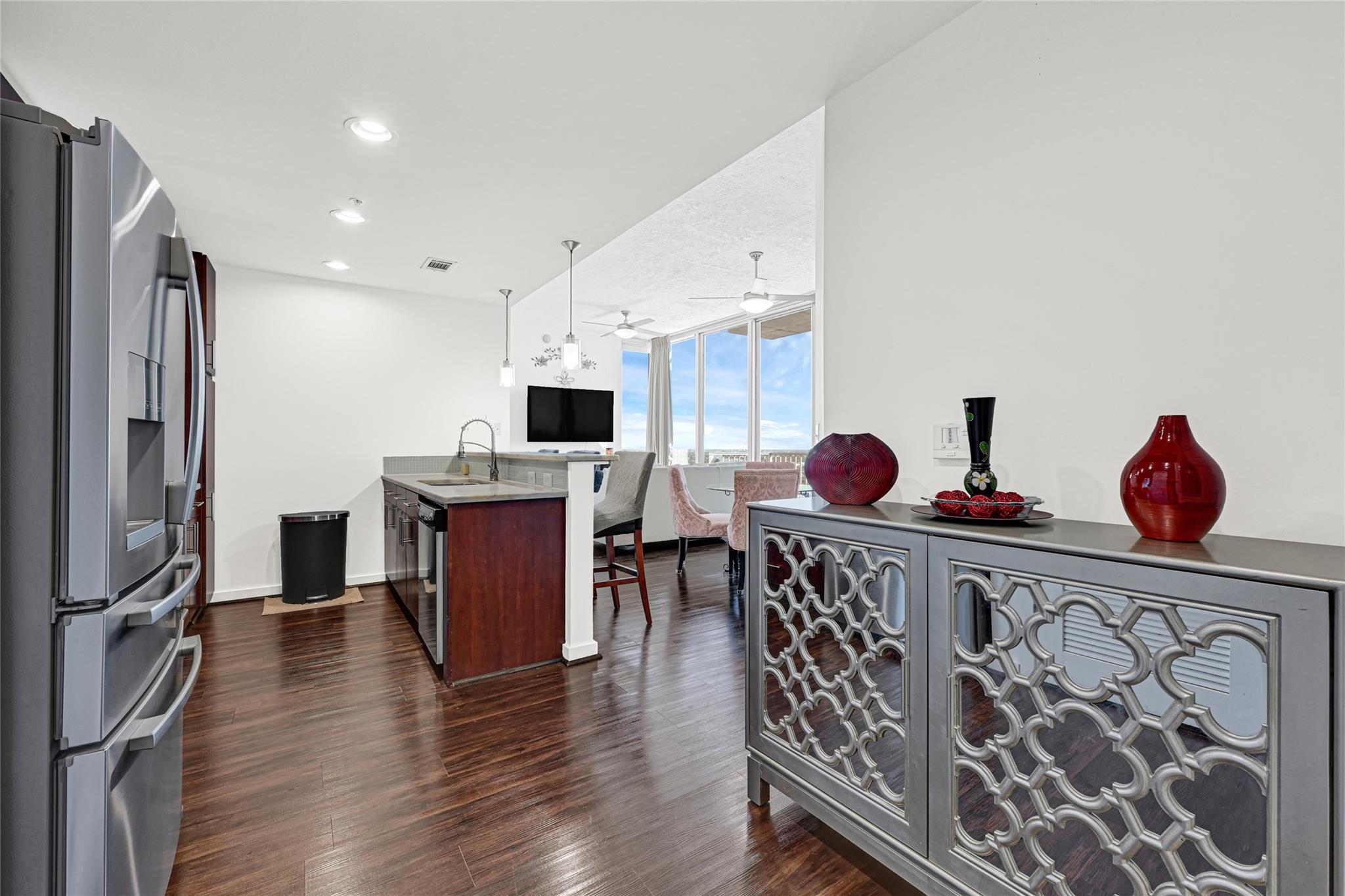 5925 Almeda Road 11901