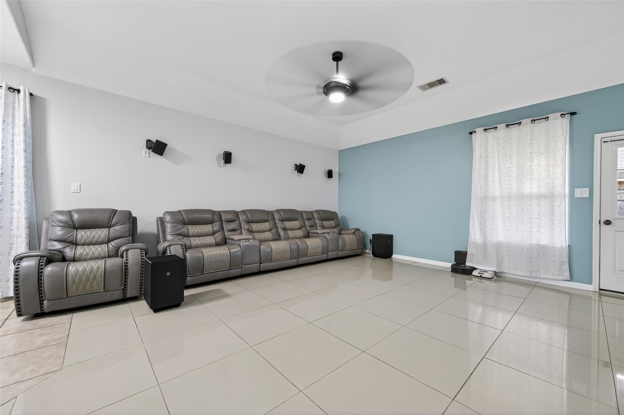 4492 Gran Canary Drive