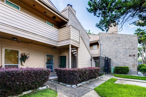 Photo of 1915 Augusta Drive #8, Houston, TX 77057 (MLS # 45198863)