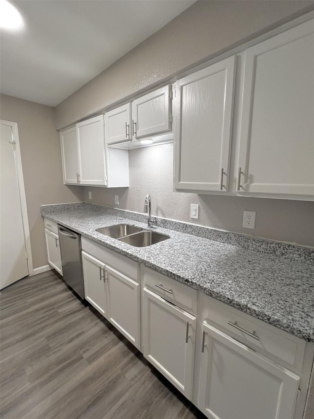 Photo of 6200 W Tidwell Road #1901, Houston, TX 77092 (MLS # 14899600)