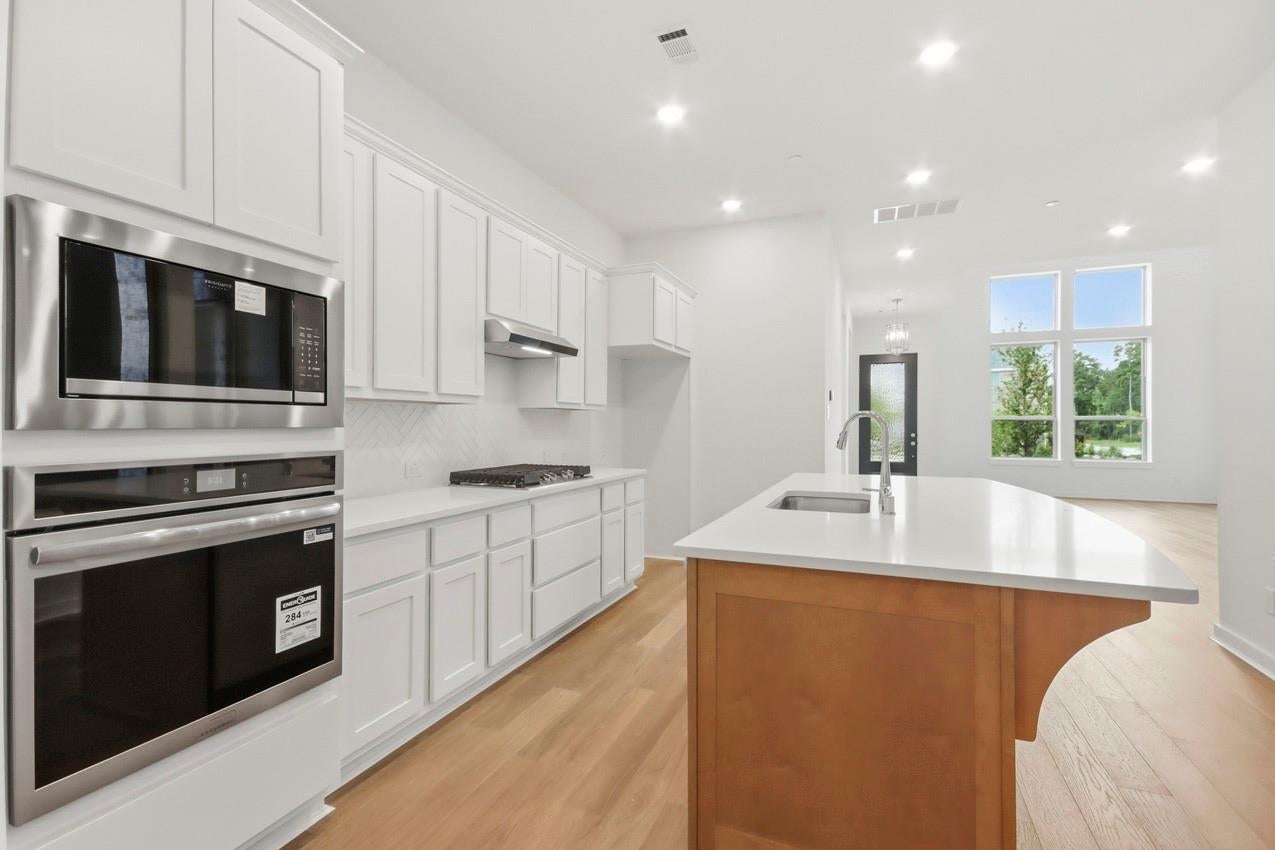 575 Cypress Valley Avenue