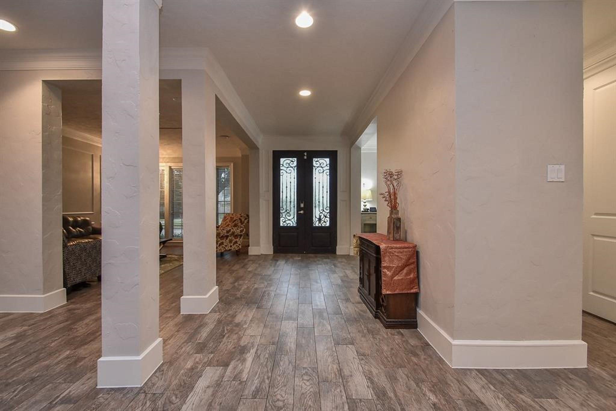 4526 Lakeside Meadow Drive