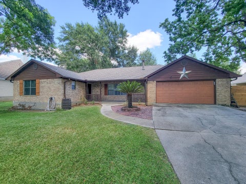Photo of 10282 Valley Drive S, Willis, TX 77318 (MLS # 55288093)