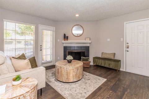 Condo For Rent - 8301 Boat Club Road Rd #931<br/> Fort Worth, TX 76179