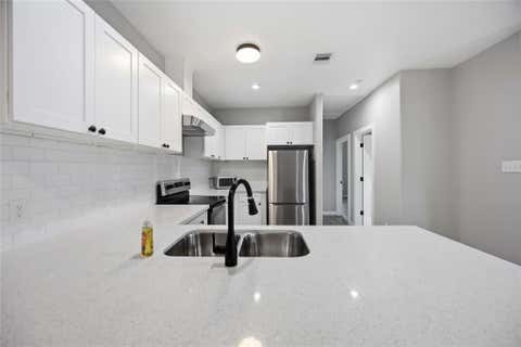 Photo of 426 New Mexico Street #B, Houston, TX 77029 (MLS # 31263700)