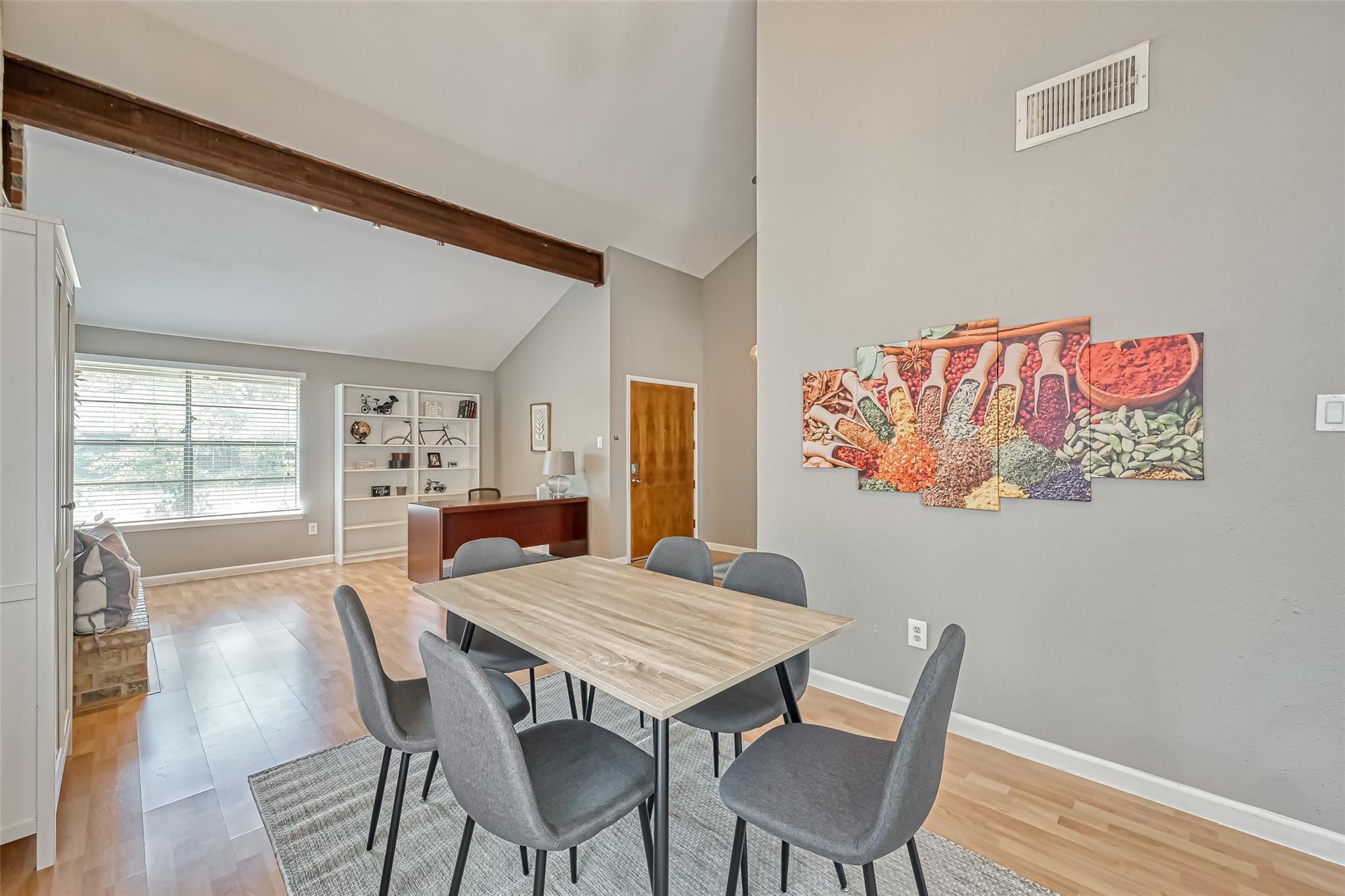2215 Fort Laramie Drive