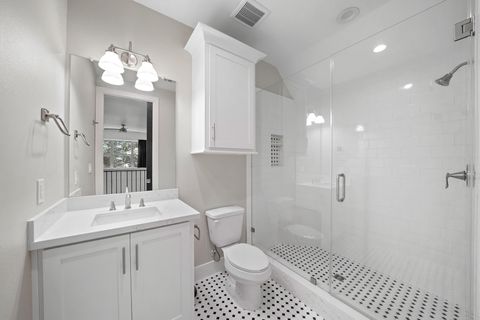 Tiny photo for 5343 Larkin Street, Houston, TX 77007 (MLS # 95752804)