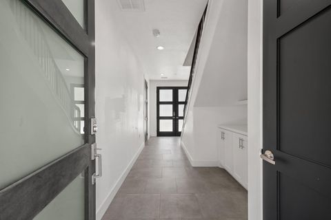 Tiny photo for 5343 Larkin Street, Houston, TX 77007 (MLS # 95752804)