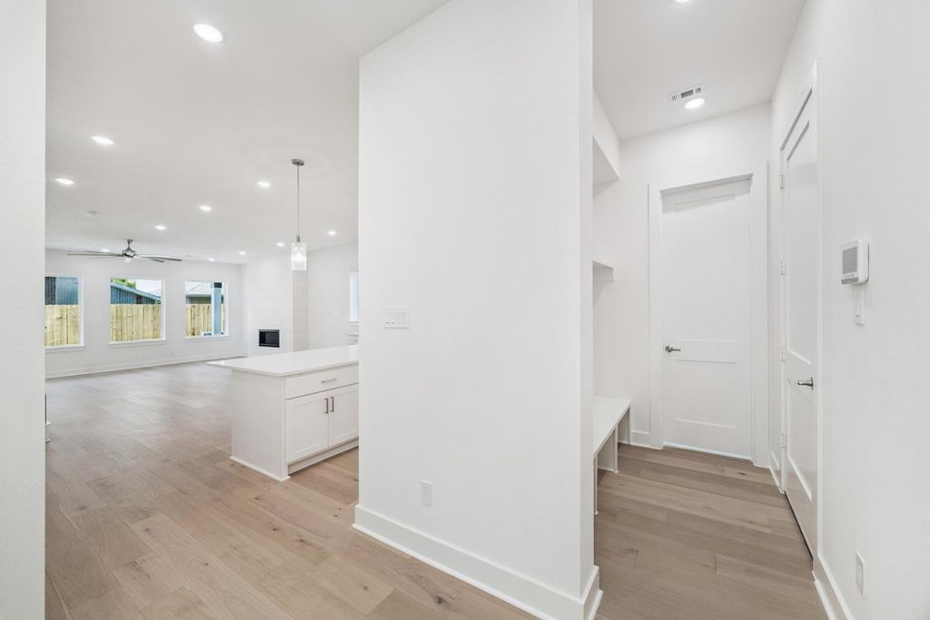 Photo of 1321 Alexander Street, Houston, TX 77008 (MLS # 58081787)