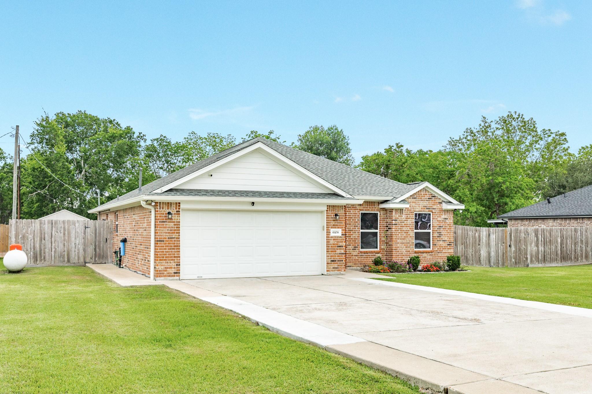 6108 Fox Ridge Drive