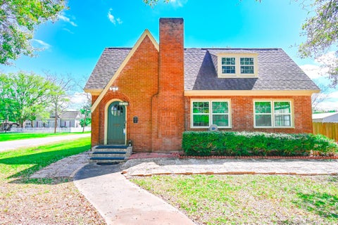 Photo of 2801 Avenue I, Bay City, TX 77414 (MLS # 29653722)