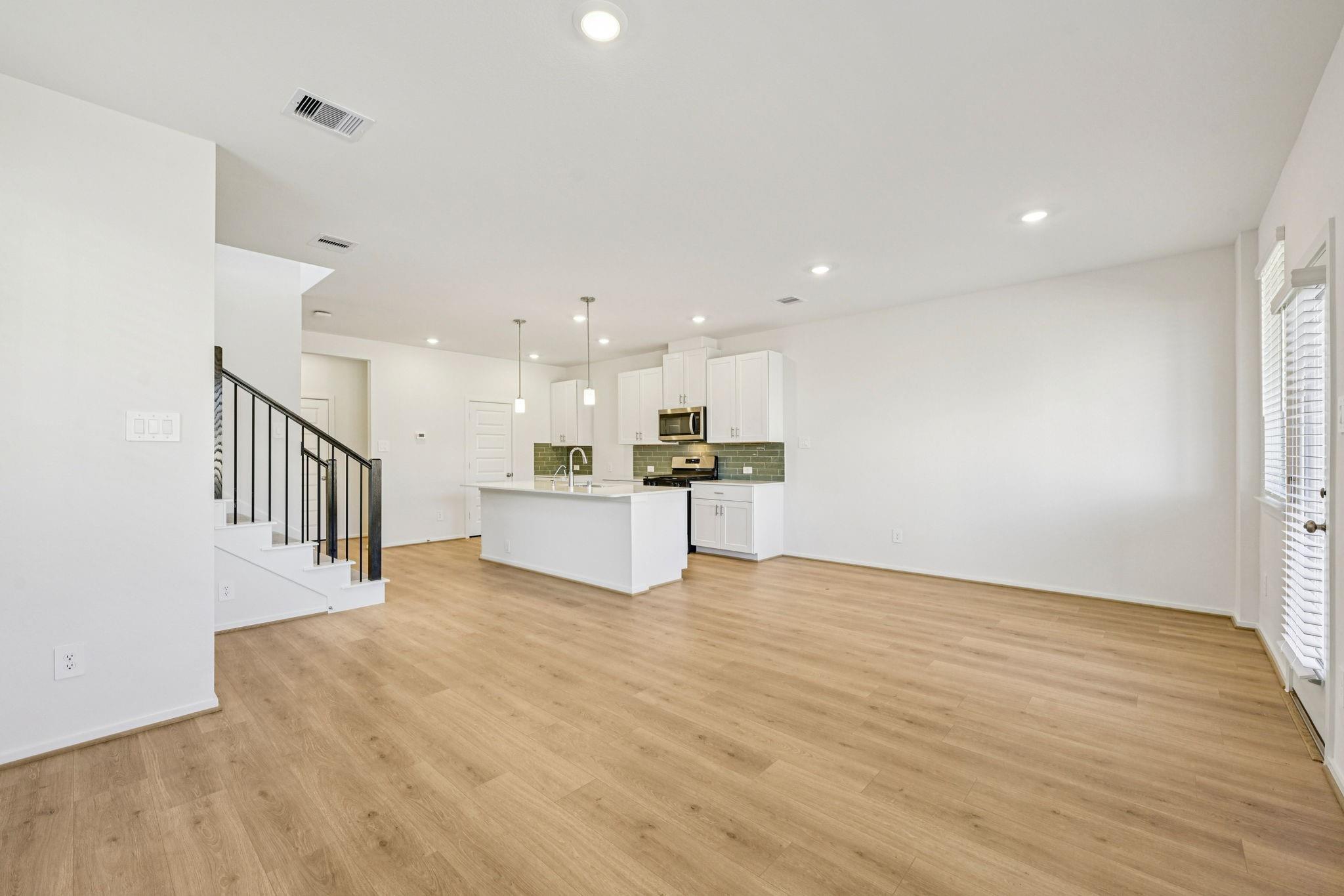 1023 Cedar Place Lane