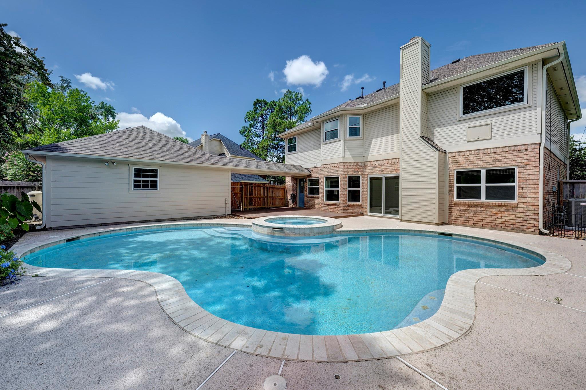 15434 Redbud Leaf Lane