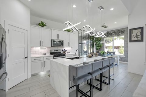 Tiny photo for 1626 Happy Valley Street, Montgomery, TX 77316 (MLS # 41815669)