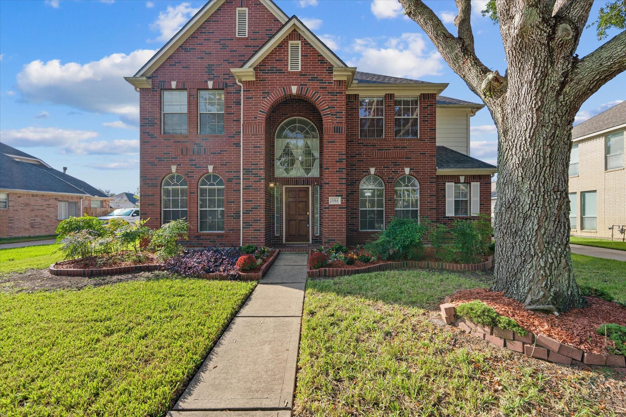 3914 Clarestone Drive