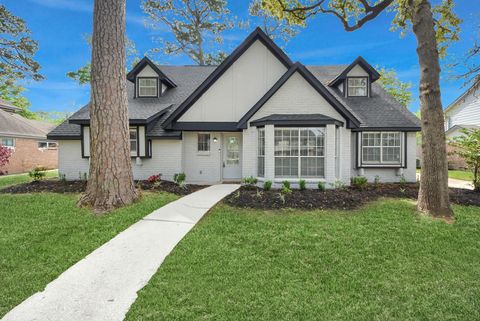 Homes For Sale - 12611 Campsite Trail<br/> Cypress, TX 77429