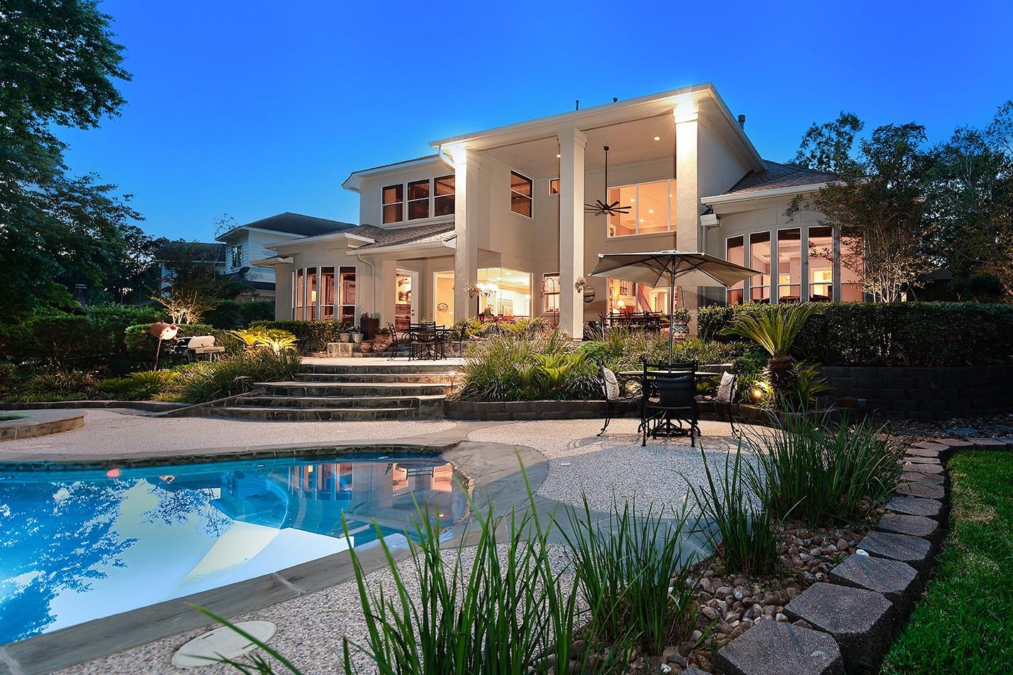 122 E Bracebridge Circle