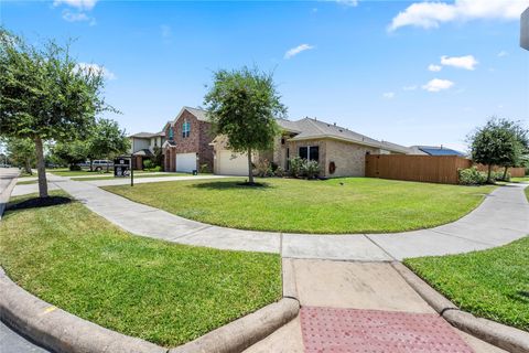 Photo of 12725 Pirate Bend Drive, Texas City, TX 77568 (MLS # 18630504)