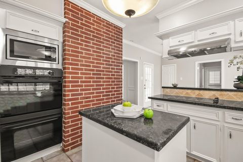 Tiny photo for 5623 Sycamore Creek Drive, Houston, TX 77345 (MLS # 61921394)