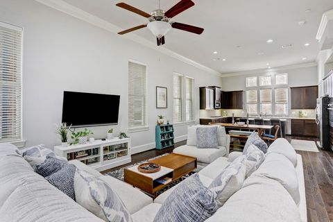 Photo of 3913 Austin Street, Houston, TX 77004 (MLS # 44806475)