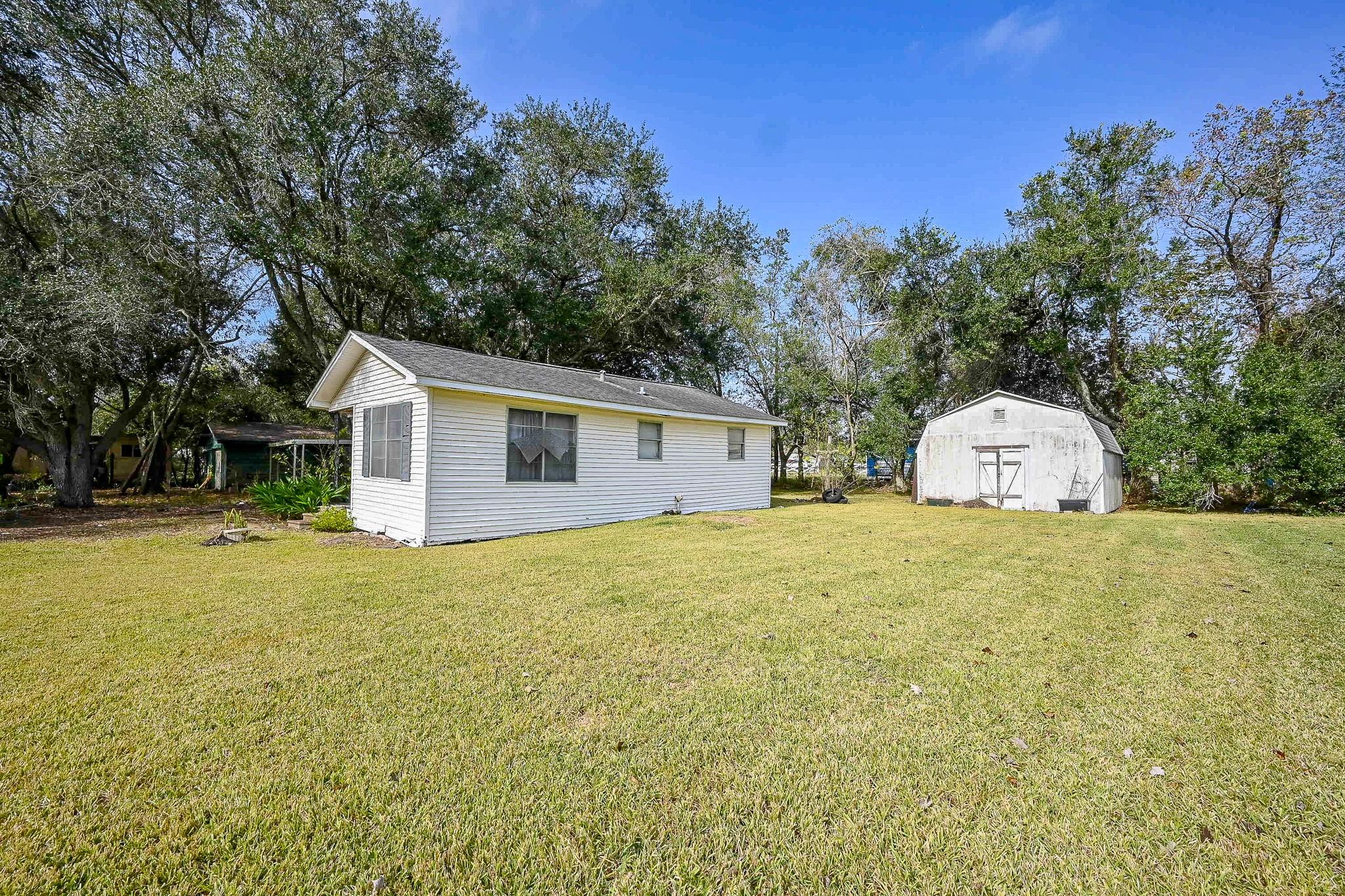 5905 Willow Drive