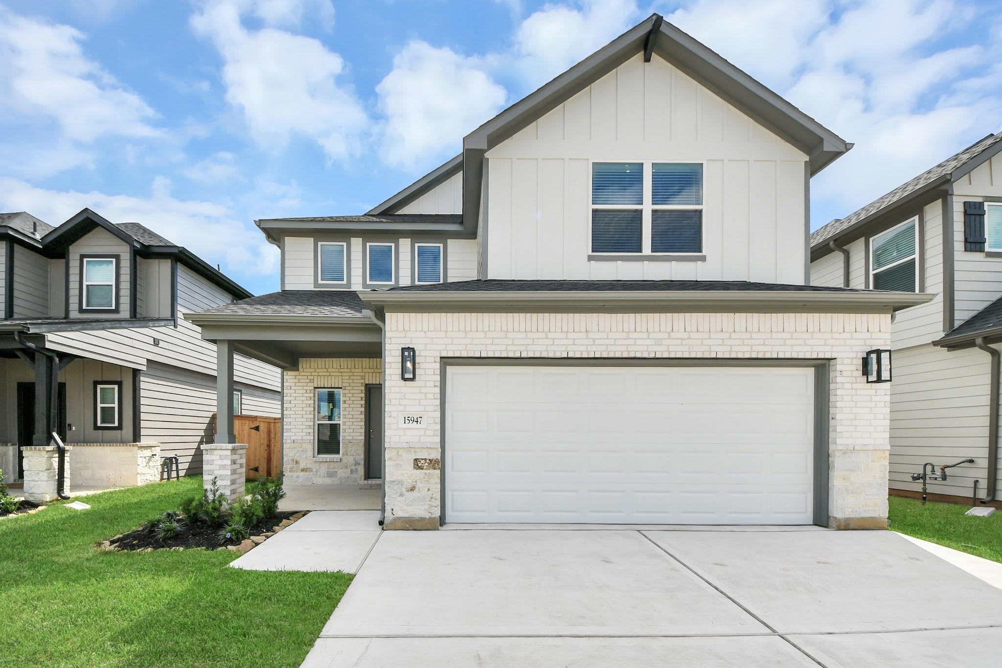 15947 Sycamore Maple Lane
