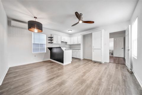 Photo of 1710 Shelby Street #A, Houston, TX 77009 (MLS # 3829857)