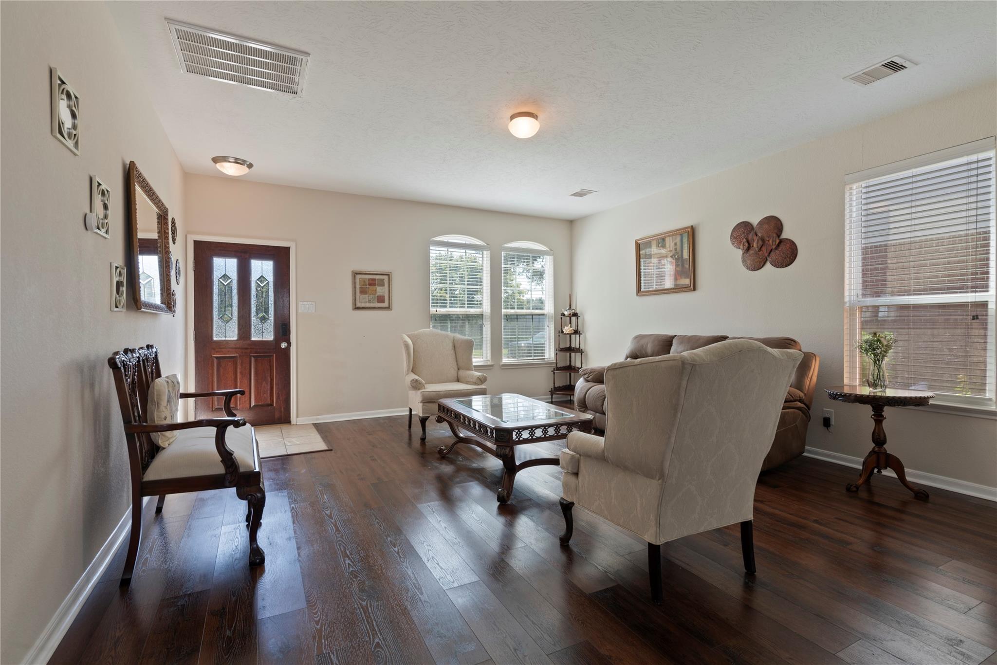 686 Fountain View Lane