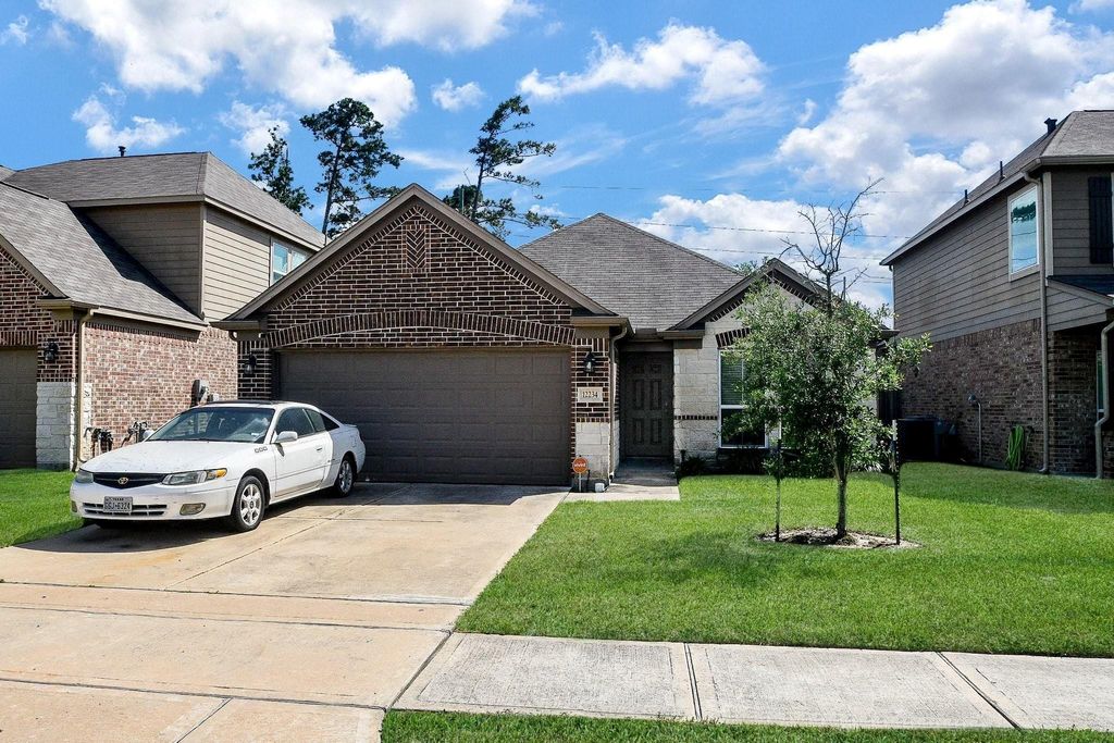Photo of 12234 Chestnut Clearing Trail Trl, Houston, TX 77346 (MLS # 5753075)