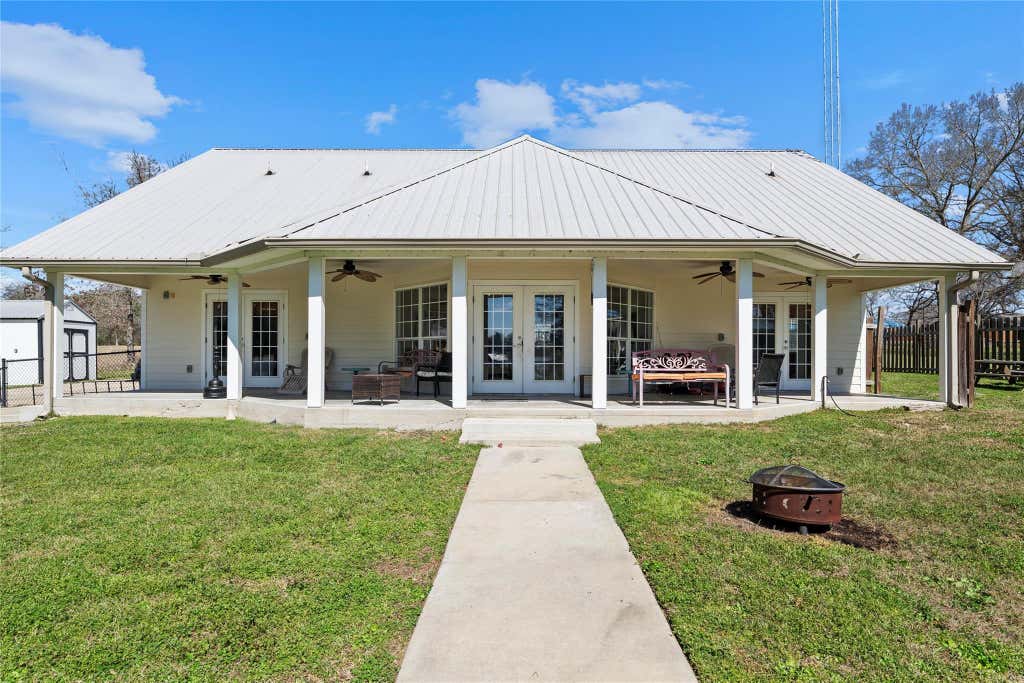 Photo of 6776 Fm 356, Trinity, TX 75862 (MLS # 29335336)