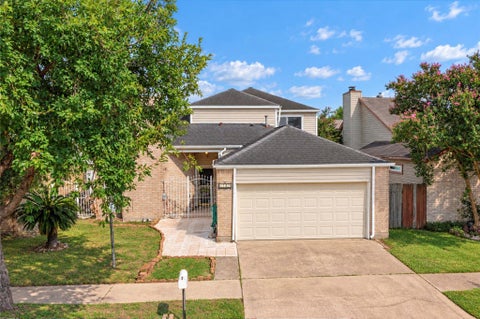 Photo of 6519 Briar Terrace Drive DR, Houston, TX 77072 (MLS # 69227135)