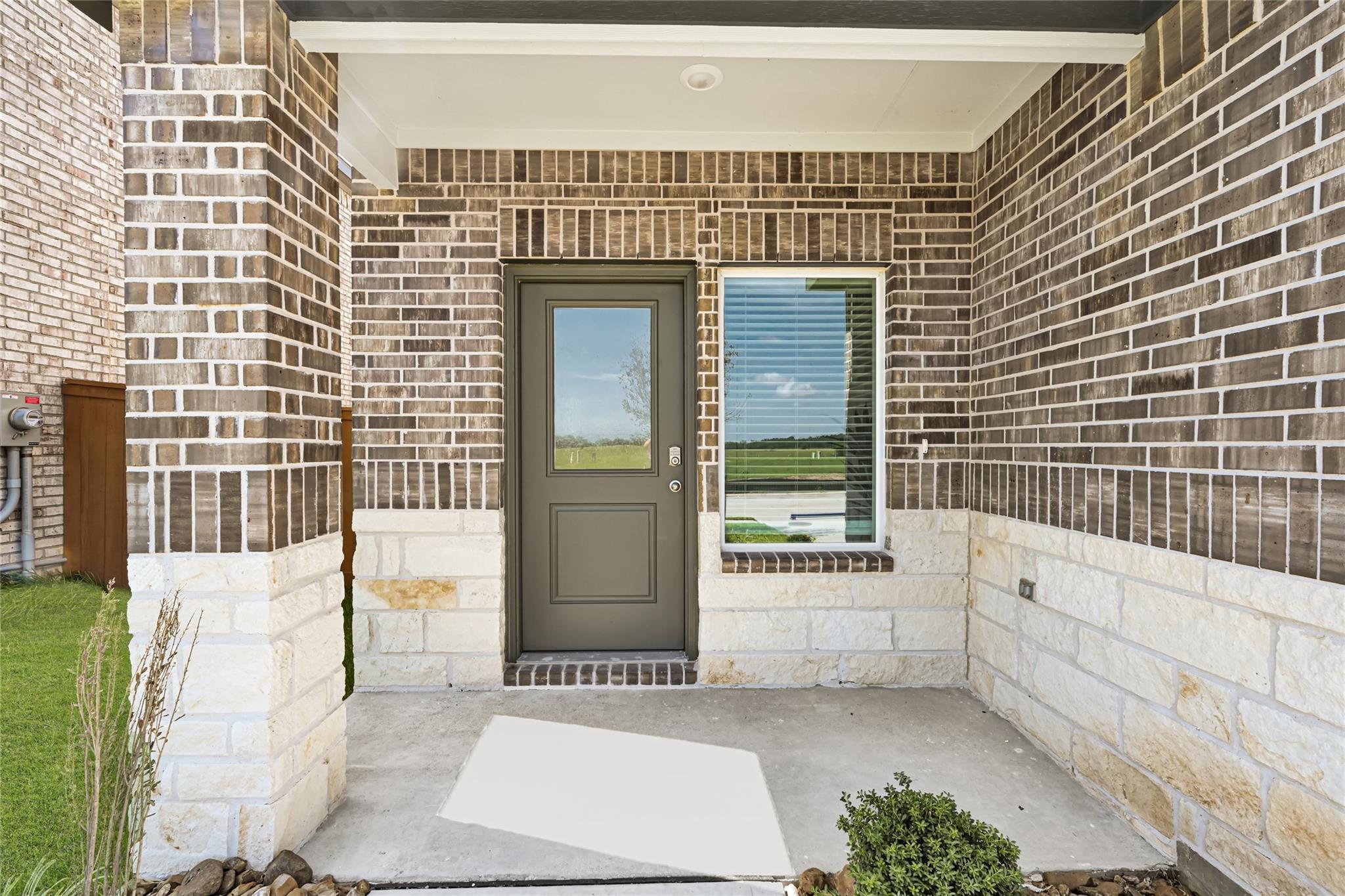 10602 Dogwood Sky Dr