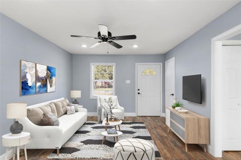 Photo of 5102 Carmen Street, Houston, TX 77033 (MLS # 21508051)